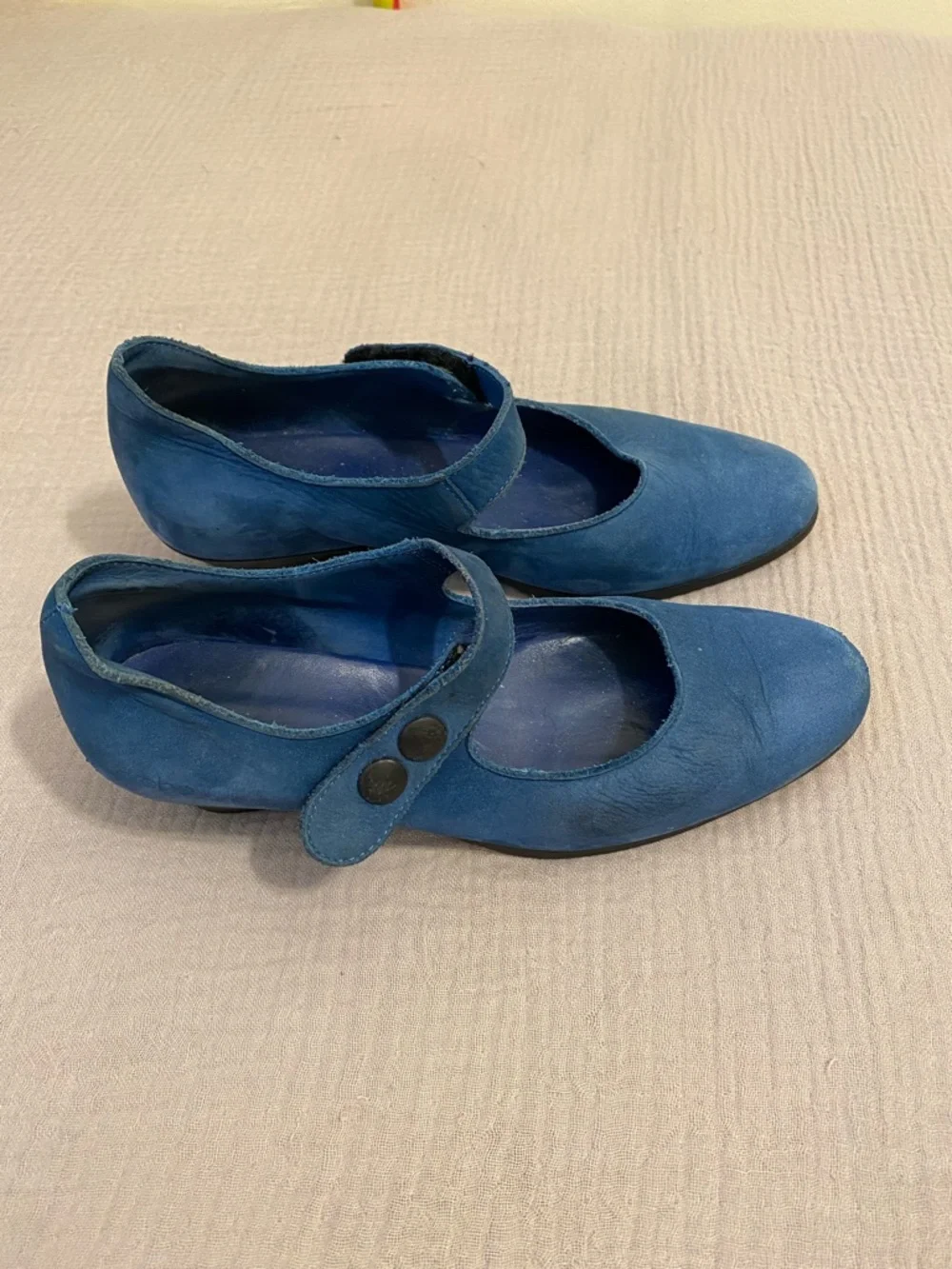 ARCHE Blue Suede Mary Jane Flats - Women's Comfort Slip-On. Size 37